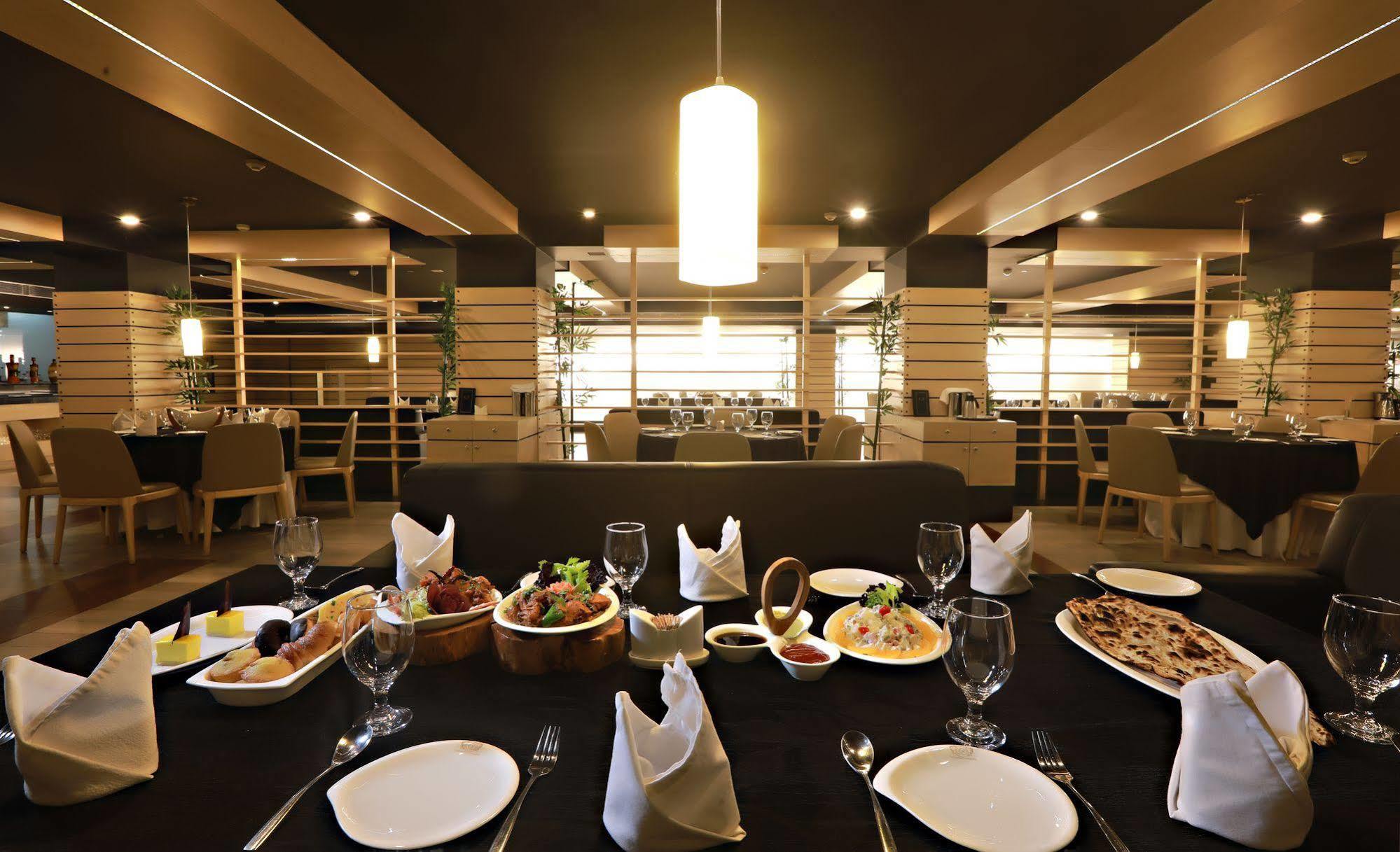 Hotel Patliputra Continental Πάτνα Εξωτερικό φωτογραφία
